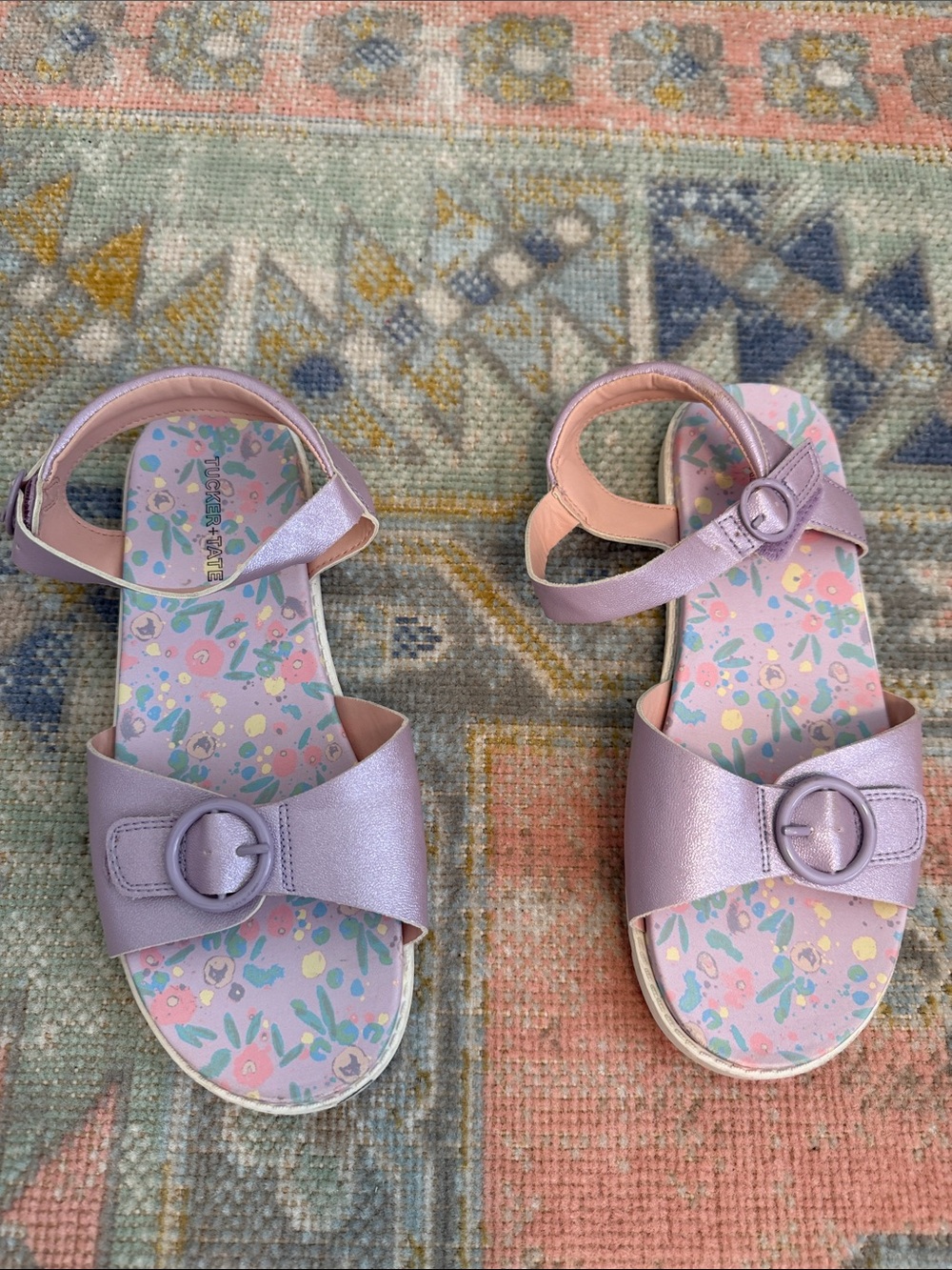 Tucker + Tate Metallic Lilac Floral Strap Sandals (2)